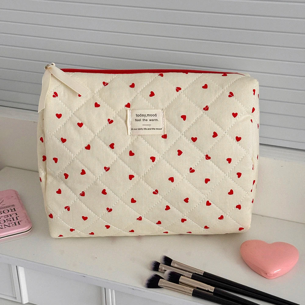 Ins Style Heart Cosmetic Storage Bag (