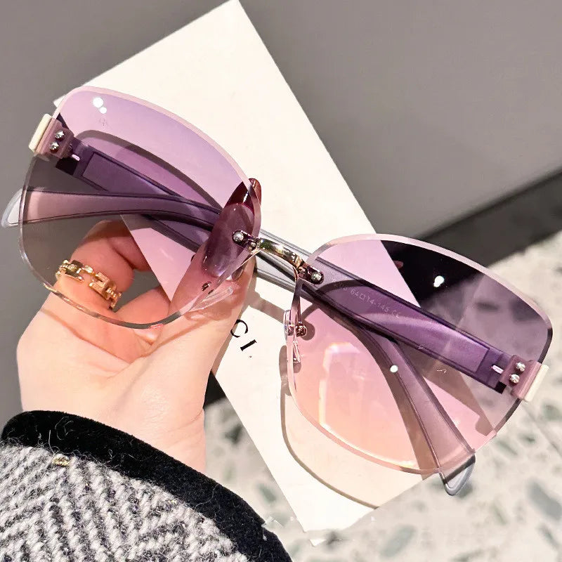 Large Frame Cat Eye Fashion Sunglasses
