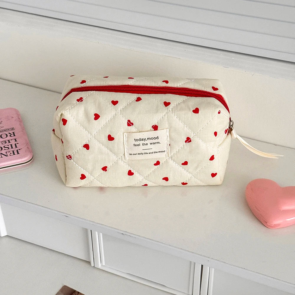 Ins Style Heart Cosmetic Storage Bag (