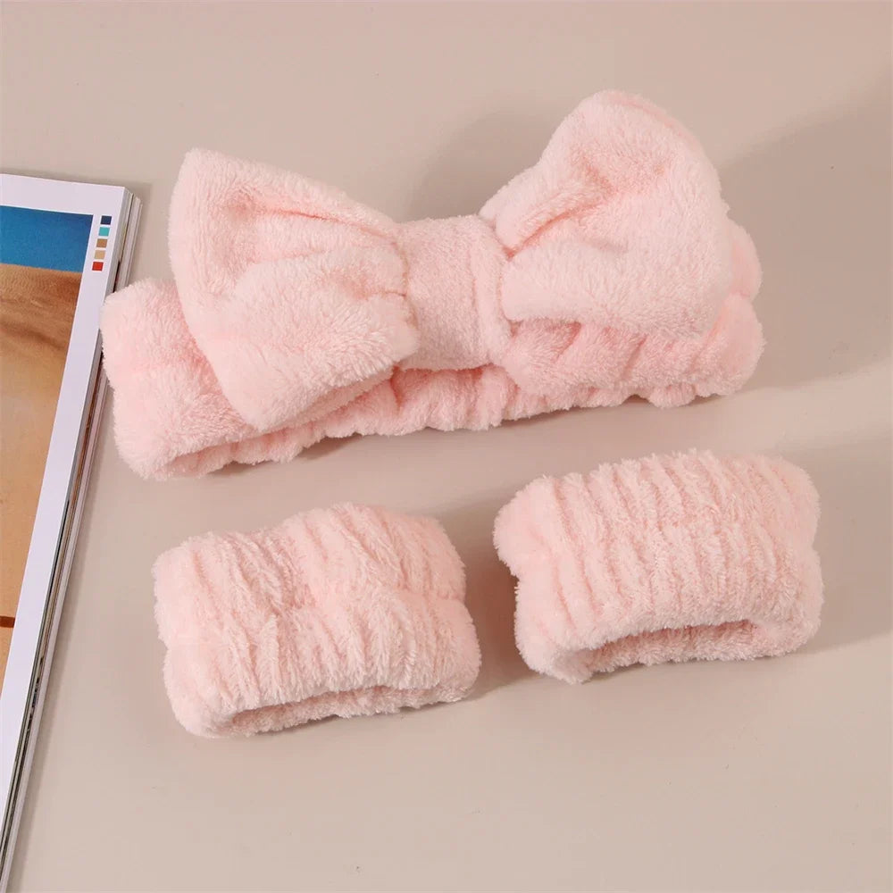 Wristband for Washing Face