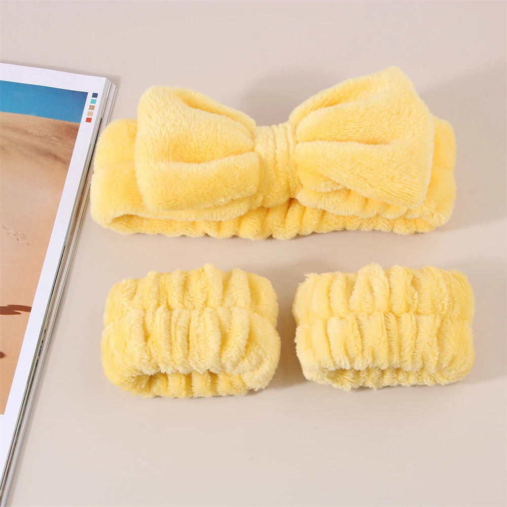 Wristband for Washing Face